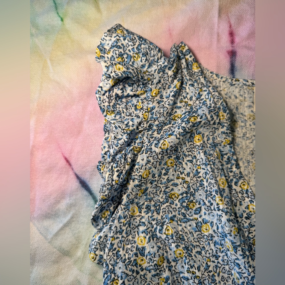 Universal Thread Blue and Yellow Floral wrap cropped top 100% cotton - Picture 4 of 6